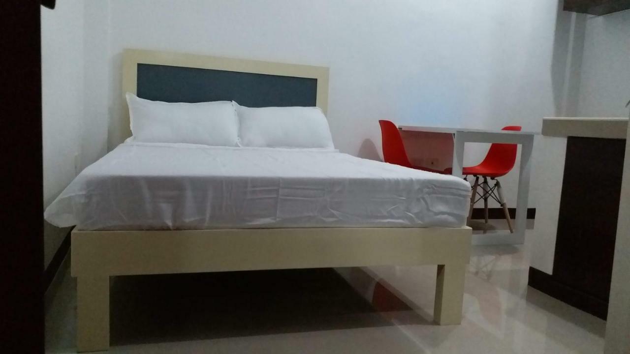 Clark-Pad Inn, Angeles City Eksteriør billede