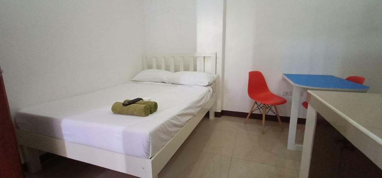Clark-Pad Inn, Angeles City Eksteriør billede
