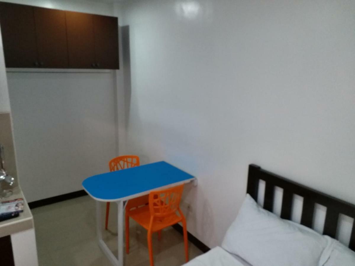 Clark-Pad Inn, Angeles City Eksteriør billede