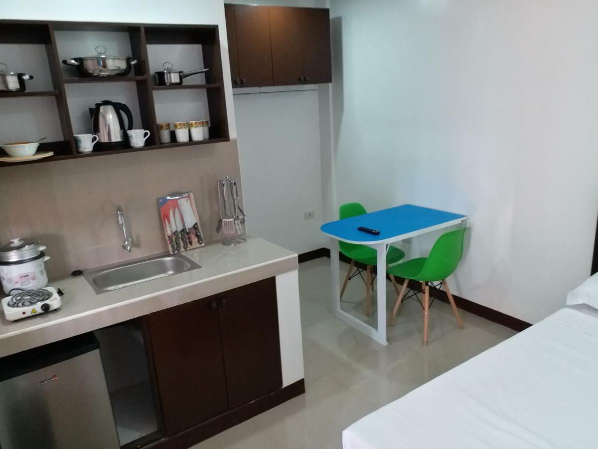 Clark-Pad Inn, Angeles City Eksteriør billede