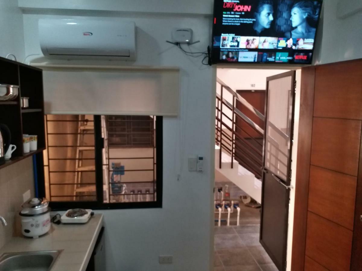 Clark-Pad Inn, Angeles City Eksteriør billede